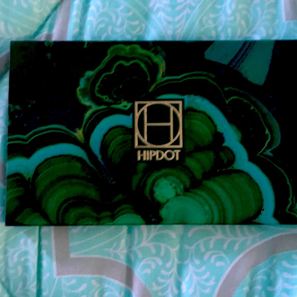 HIPDOT  CENOTE PRESSED EYESHADOW PALETTE